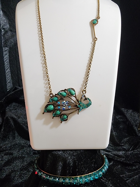 Kiss Me Couture Jewelry - Emerald Peacock Pendant Necklace with Gold-Tone Chain